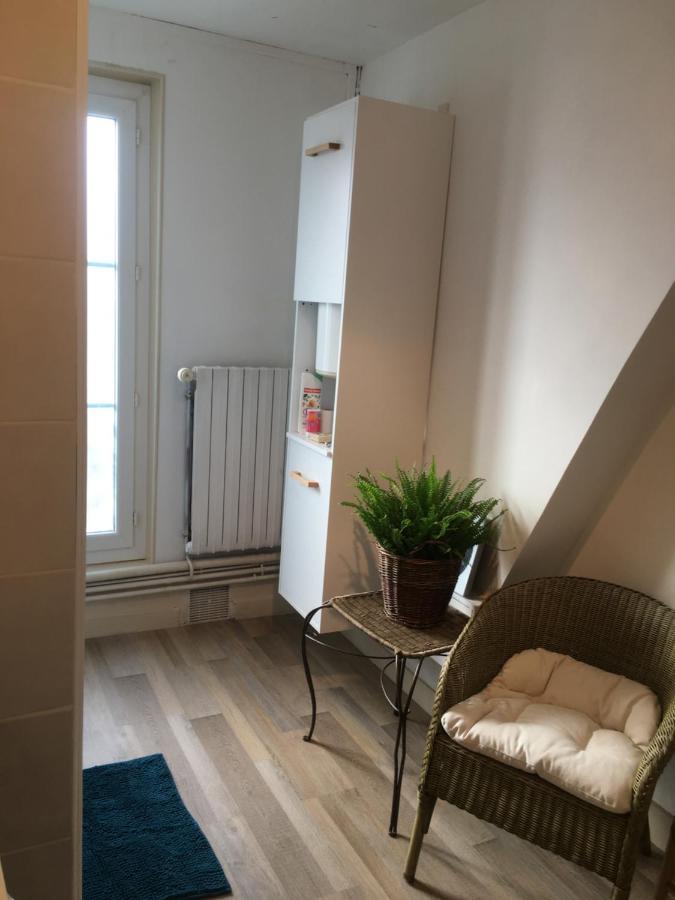 Houdan Charmant Logement Centre-Ville מראה חיצוני תמונה