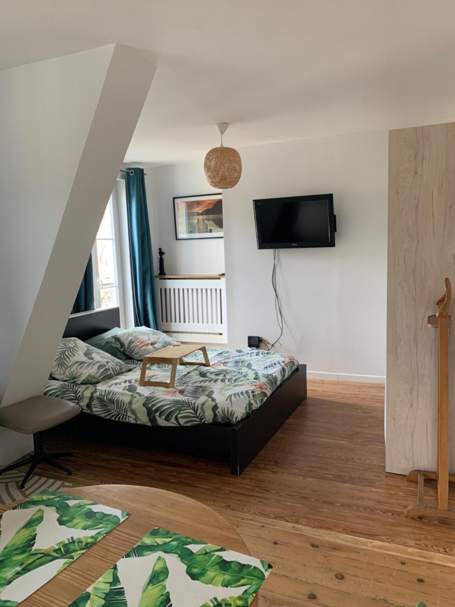 Houdan Charmant Logement Centre-Ville מראה חיצוני תמונה